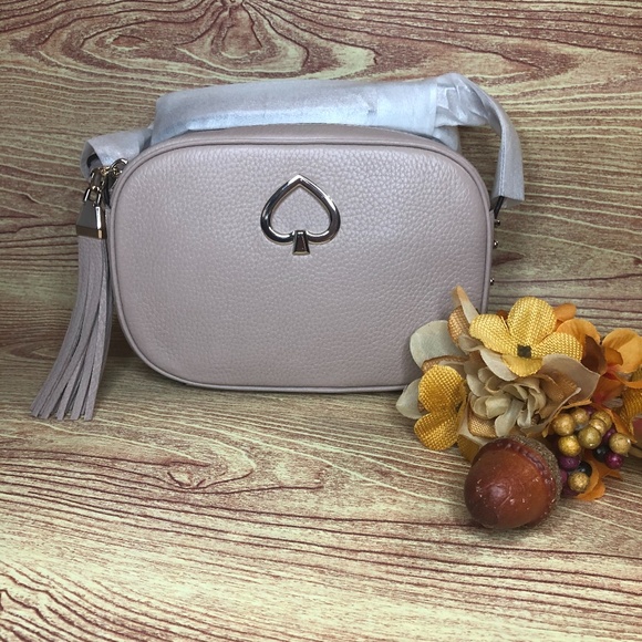 kate spade Handbags - Kate Spade kourtney camera bag